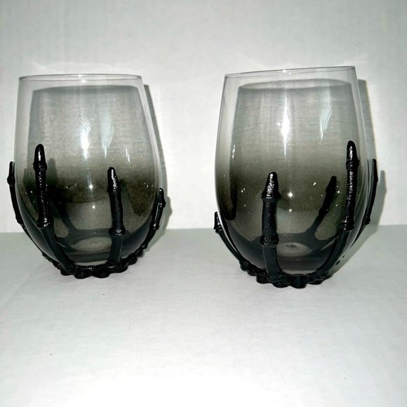 Skeleton Stemless Wine Glass,10 fl oz Smoked Ombre Set of 2 New - Picture 1 of 4